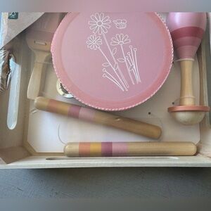 NWT Jumini Retro Spring Music Set